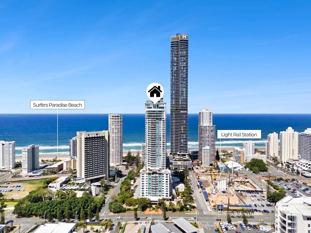 Palm View Getaway With Ocean Views - Mantra Gold Coast